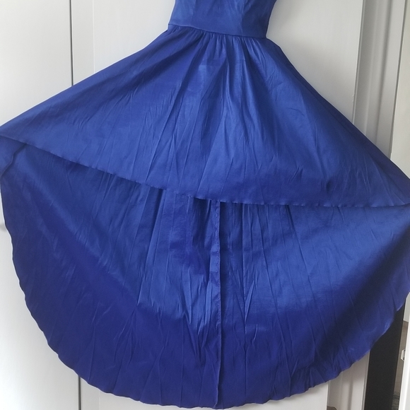 DRESS HI/LO - Picture 6 of 6